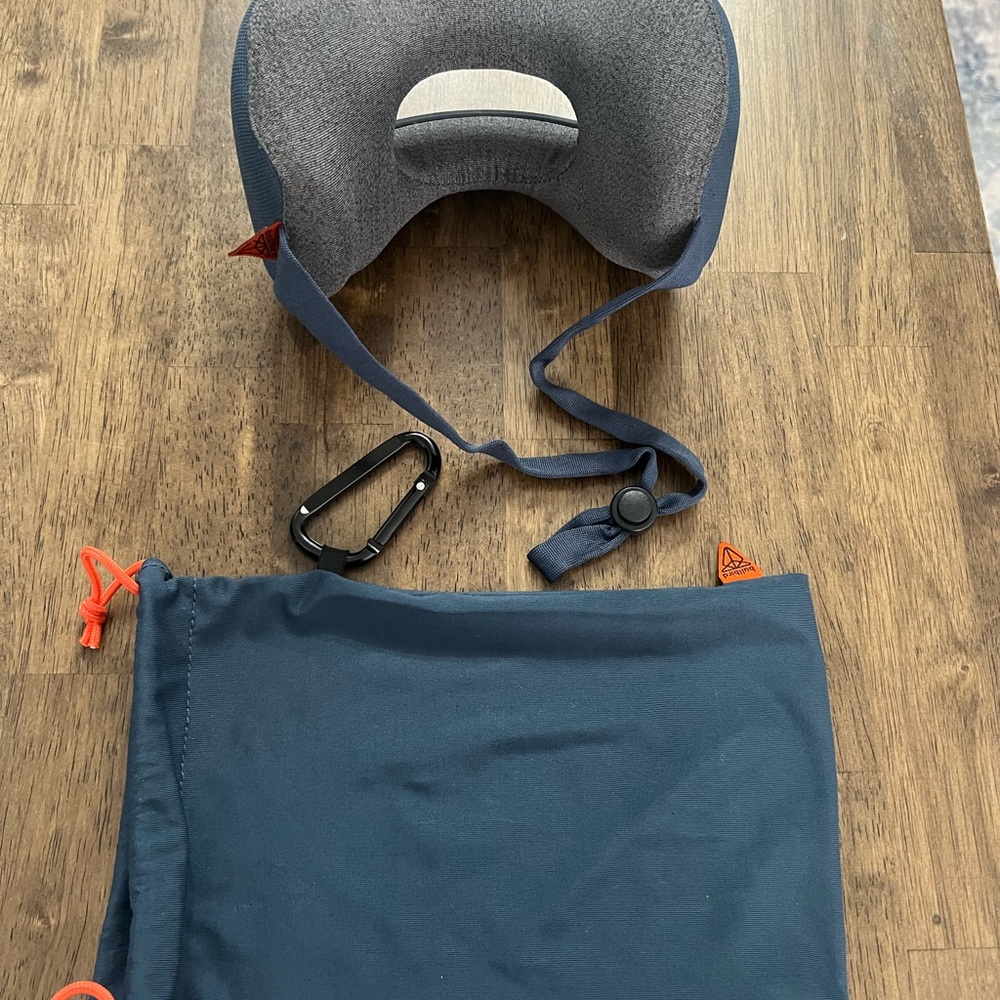 Blue Bird Navy and Gray Travel Neck Pillow Set